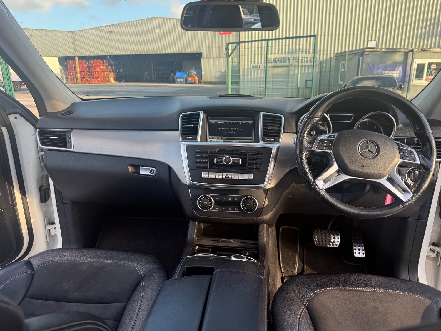 [ berth ]Mercedes-Benz M Class