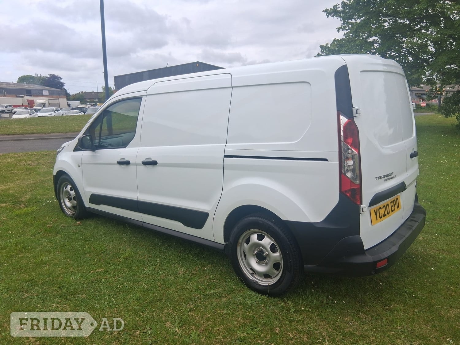 [ berth ]Ford Transit Connect