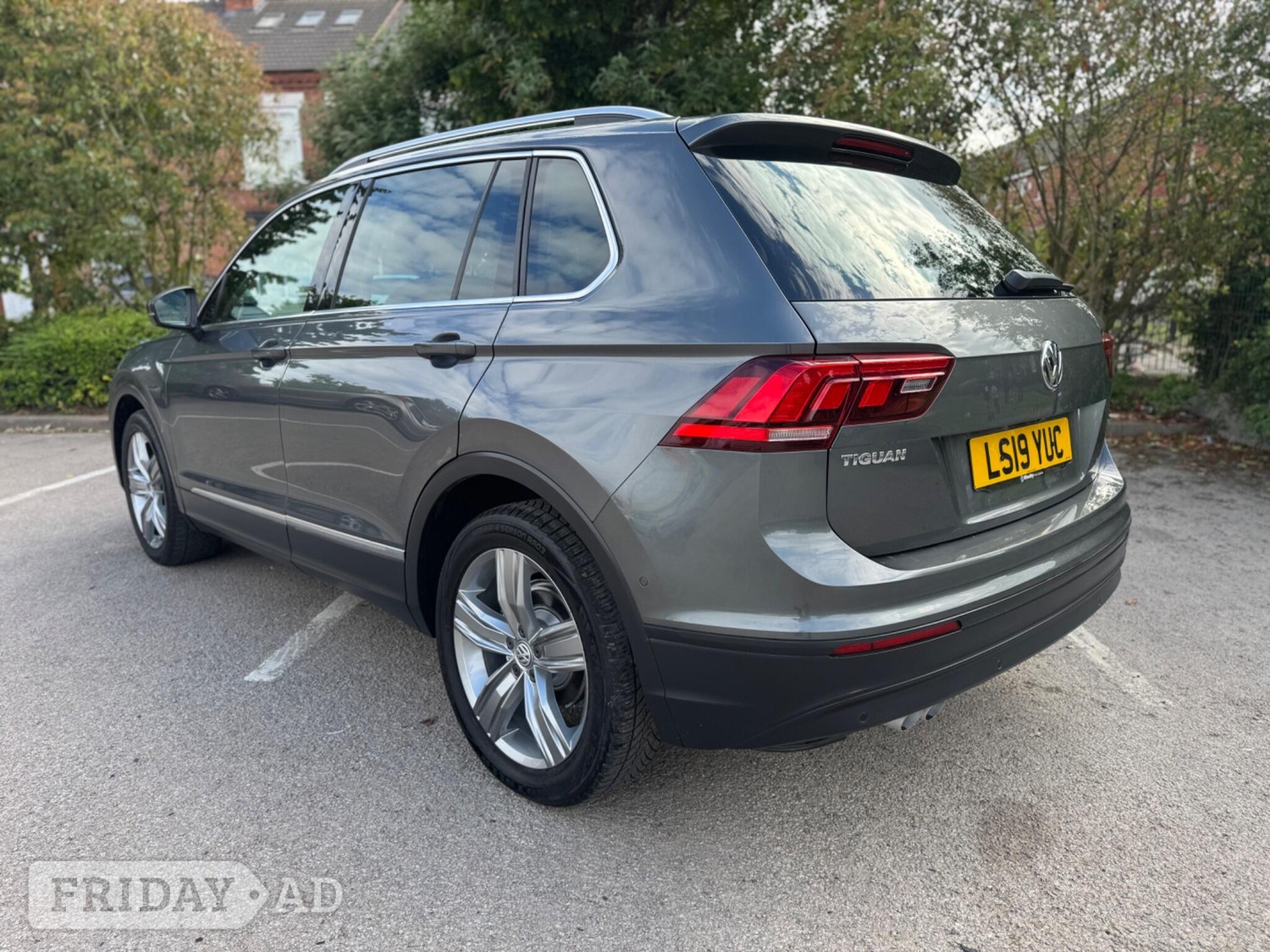 Volkswagen Tiguan 2019 - Cars in Leicester