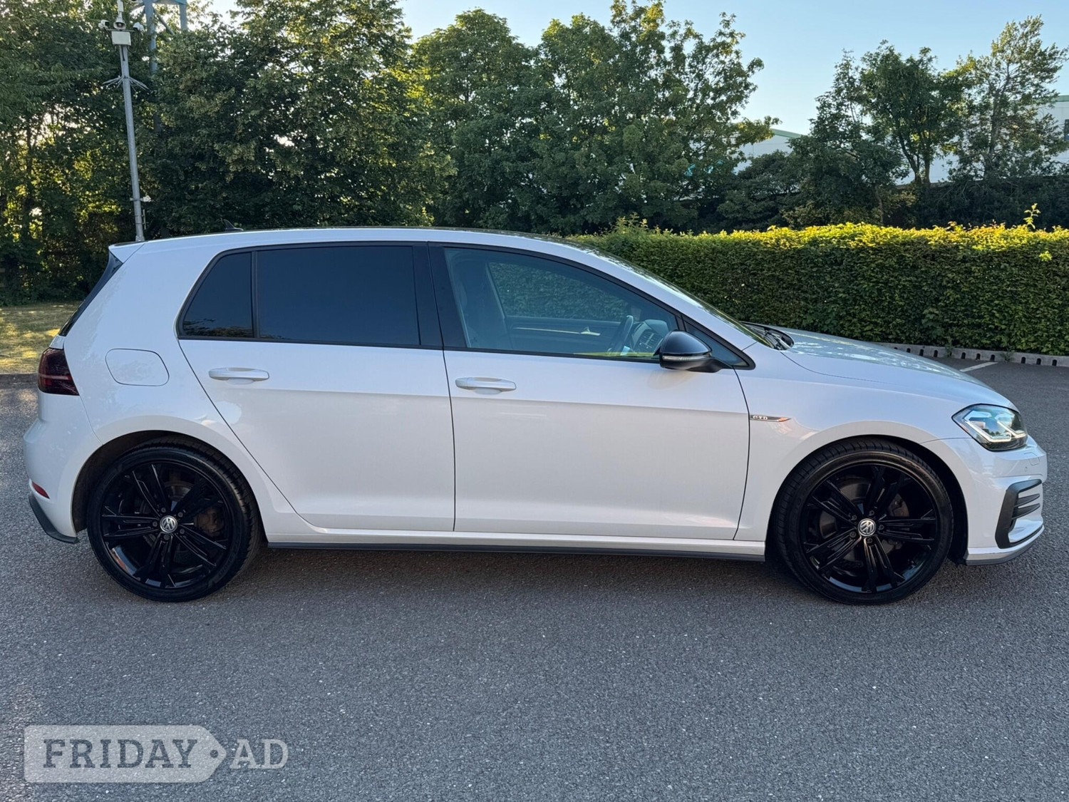Volkswagen Golf 2017 - Cars