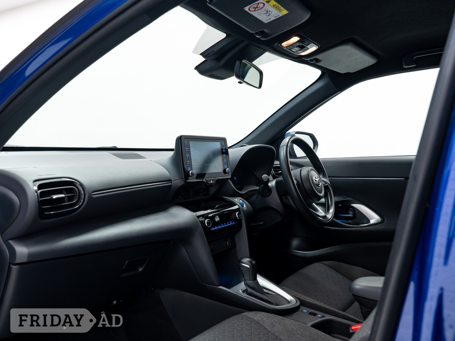 Toyota Yaris Cross 2023 - Cars