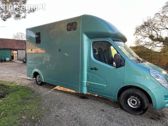 Owens  Vauxhall Horsebox