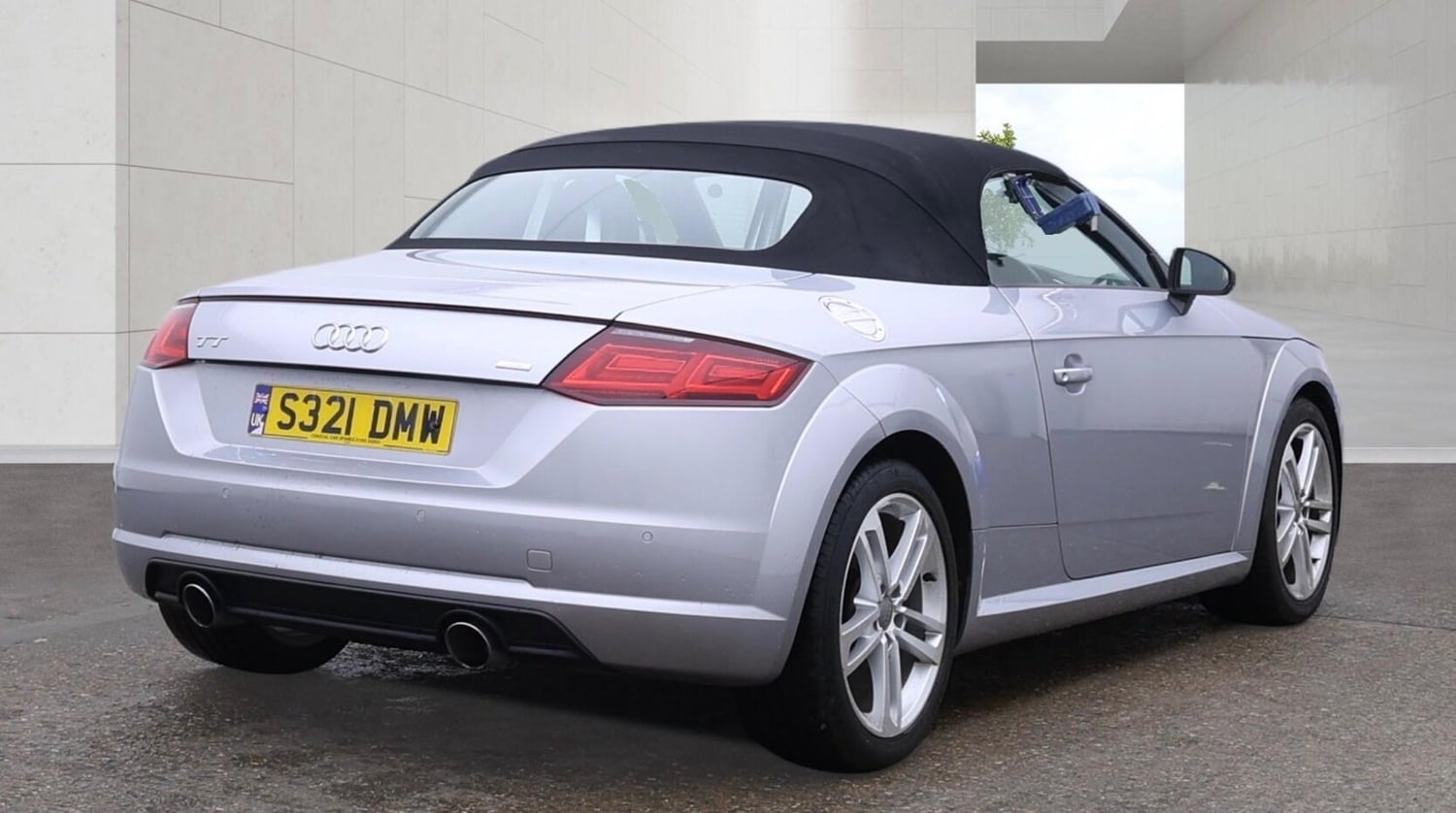 [ berth ]Audi TT