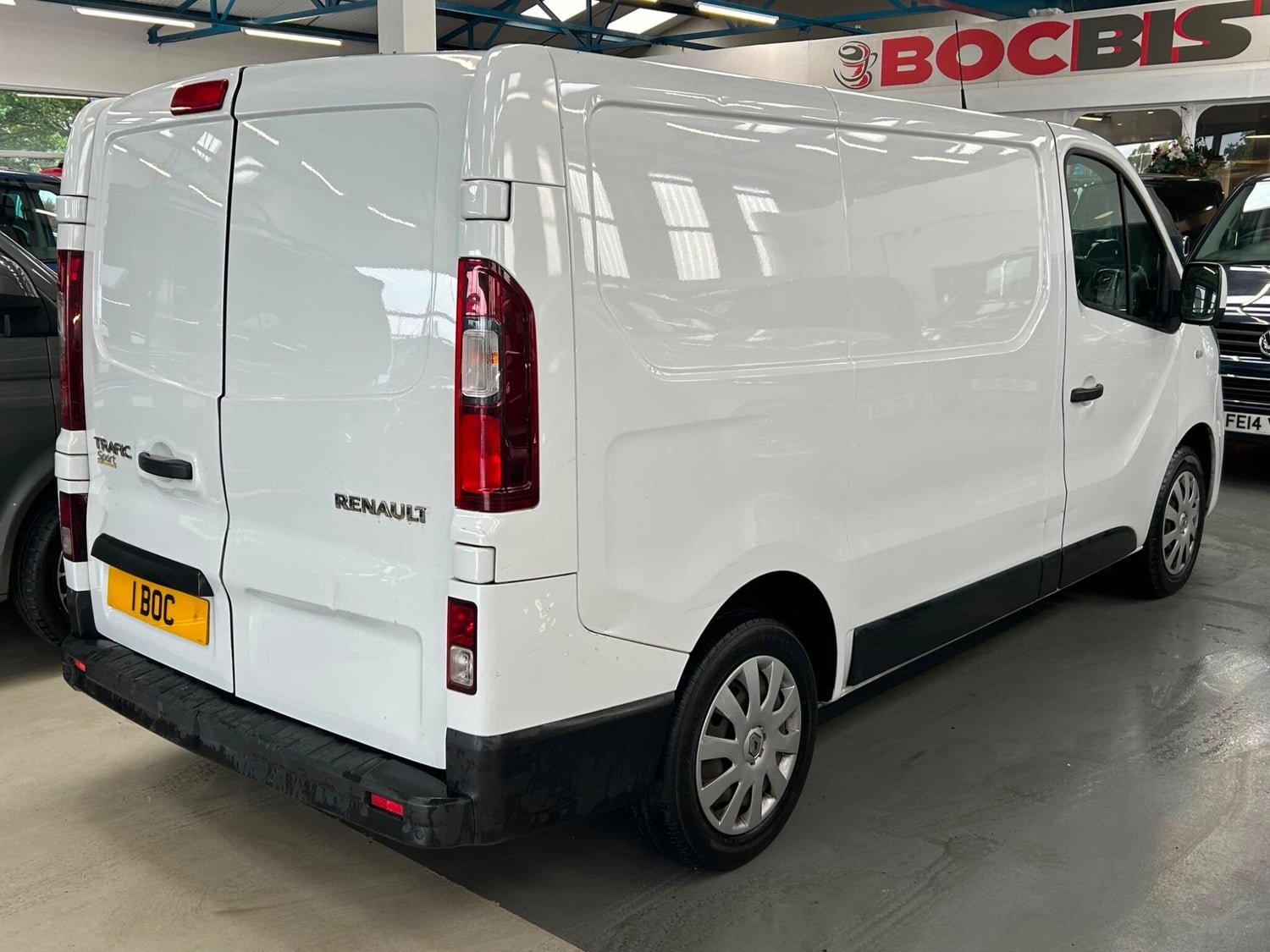 Renault Trafic 2015 - Vans & Commercial Vehicles