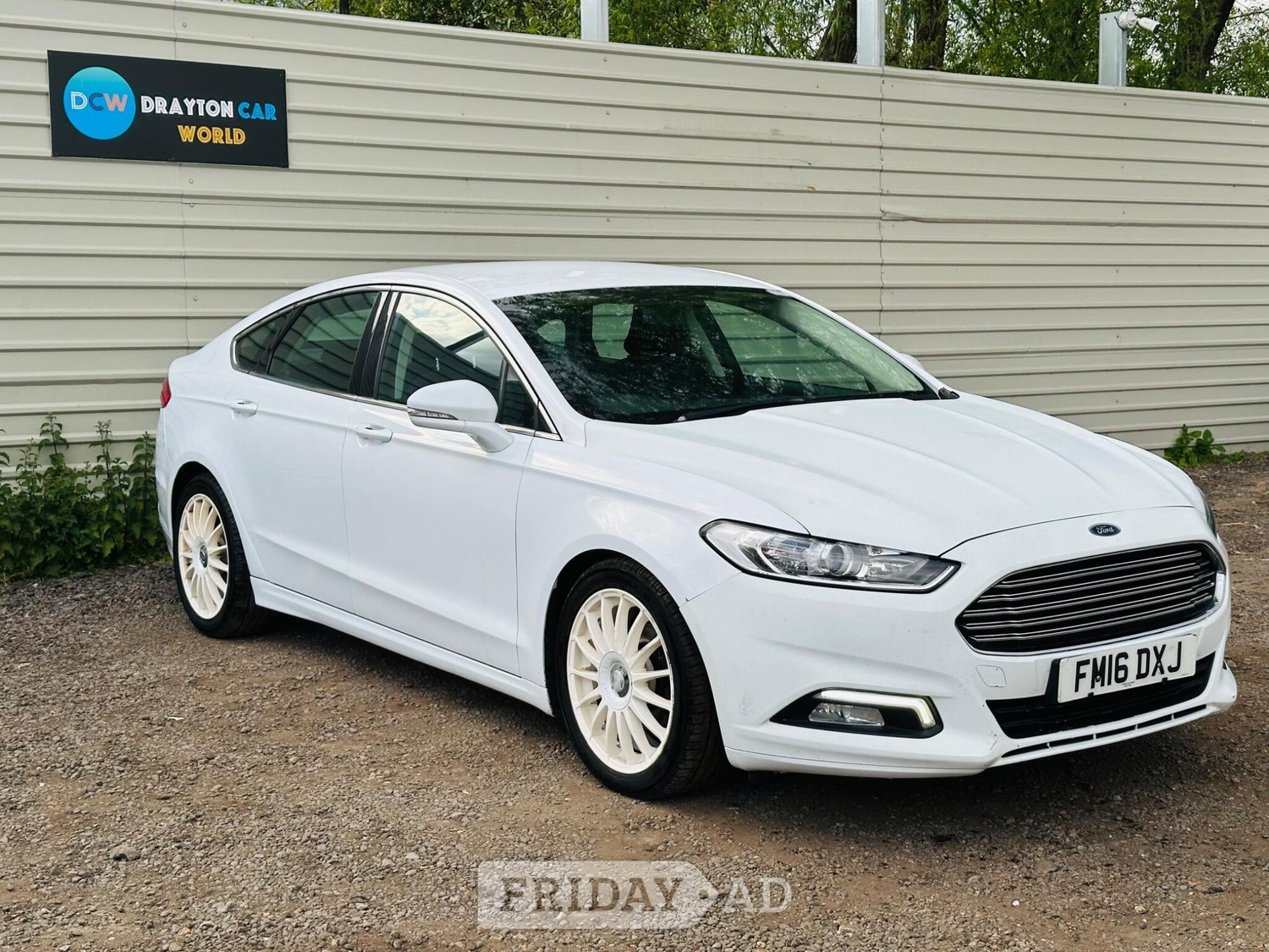 [ berth ]Ford Mondeo