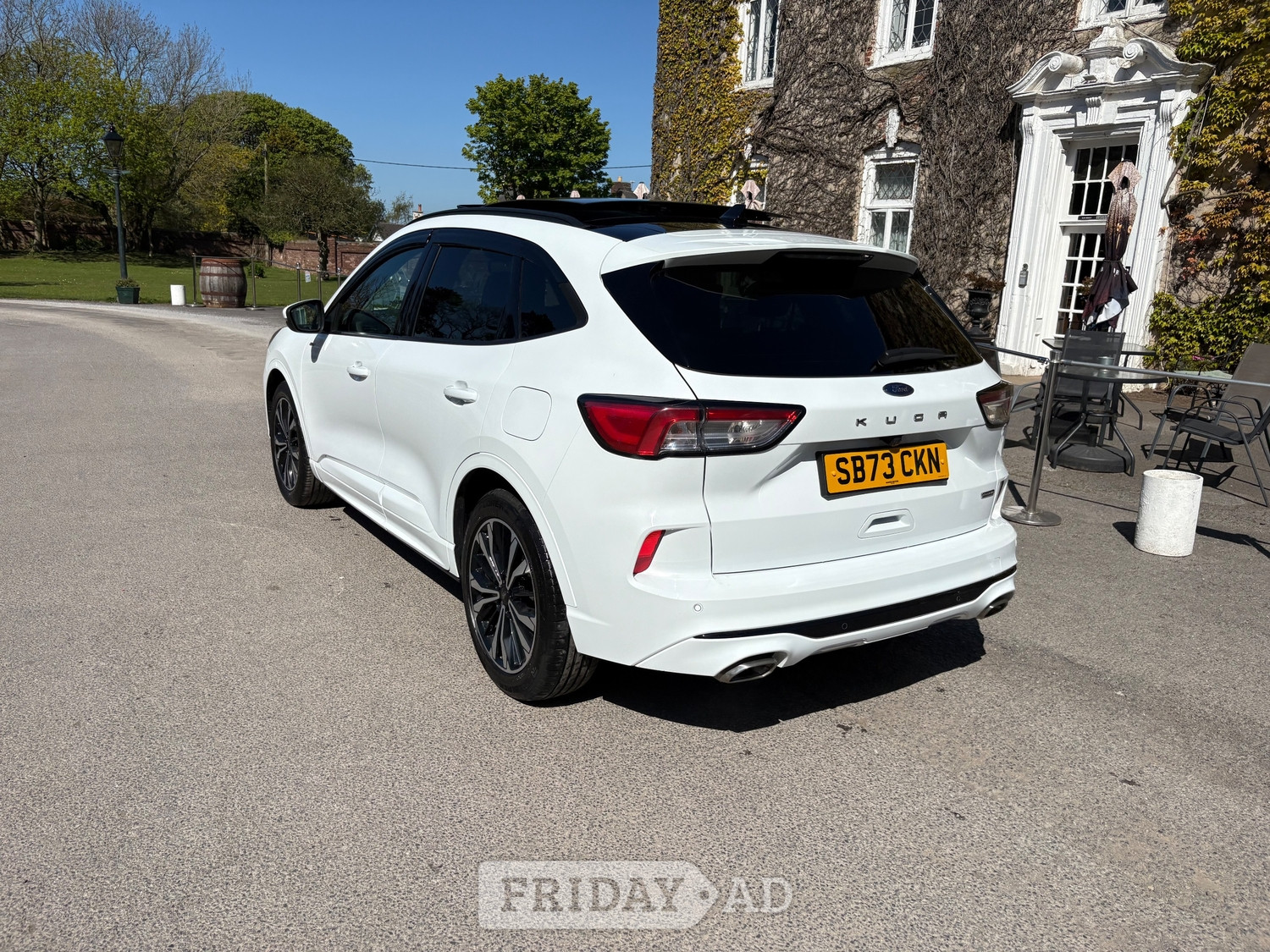 [ berth ]Ford Kuga