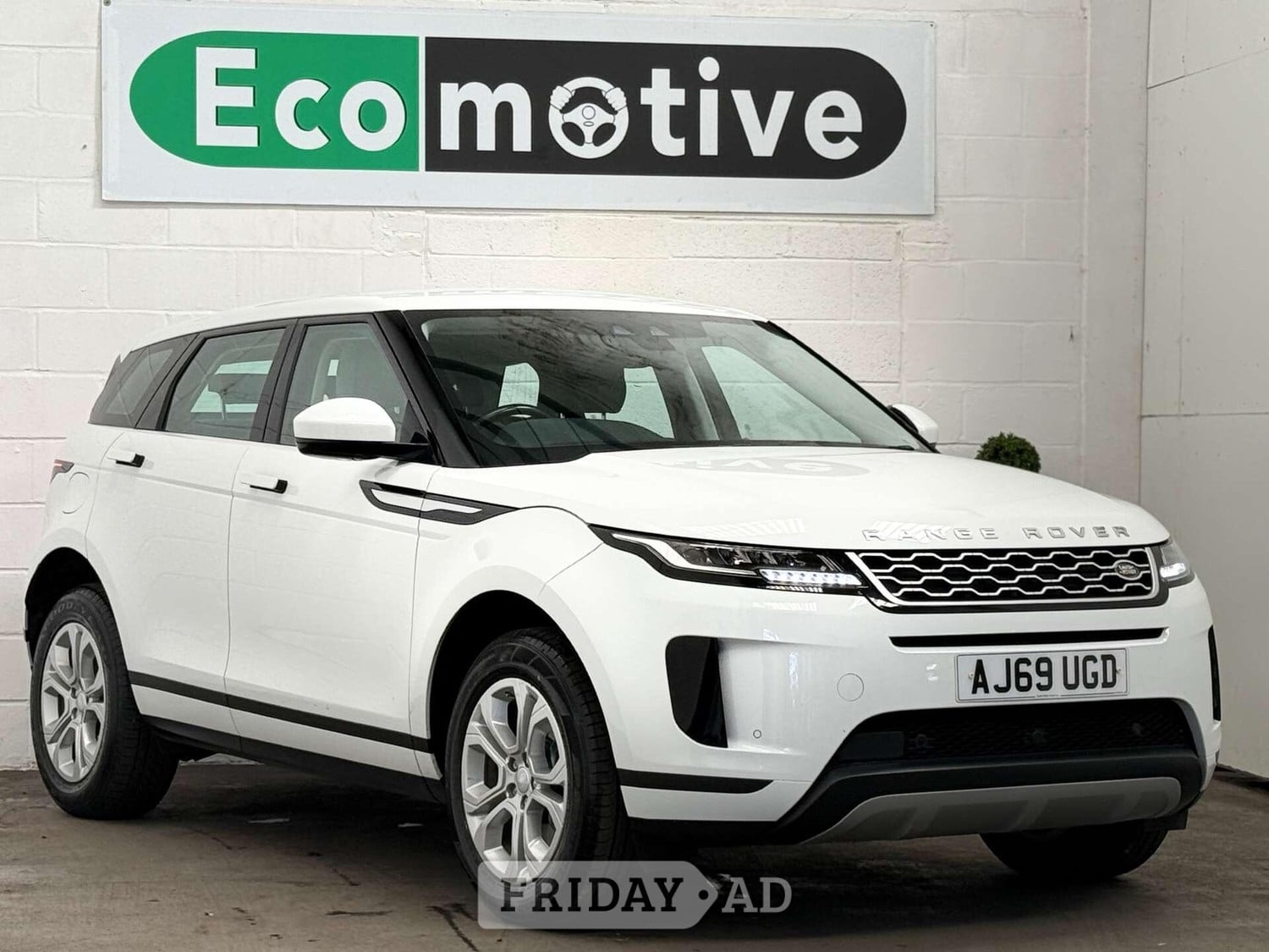[ berth ]Land Rover Range Rover Evoque
