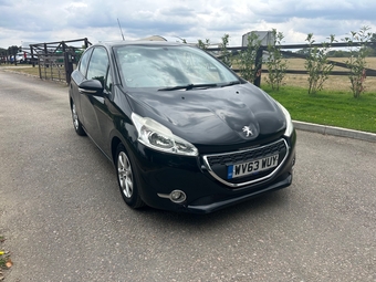 Peugeot 208 2013