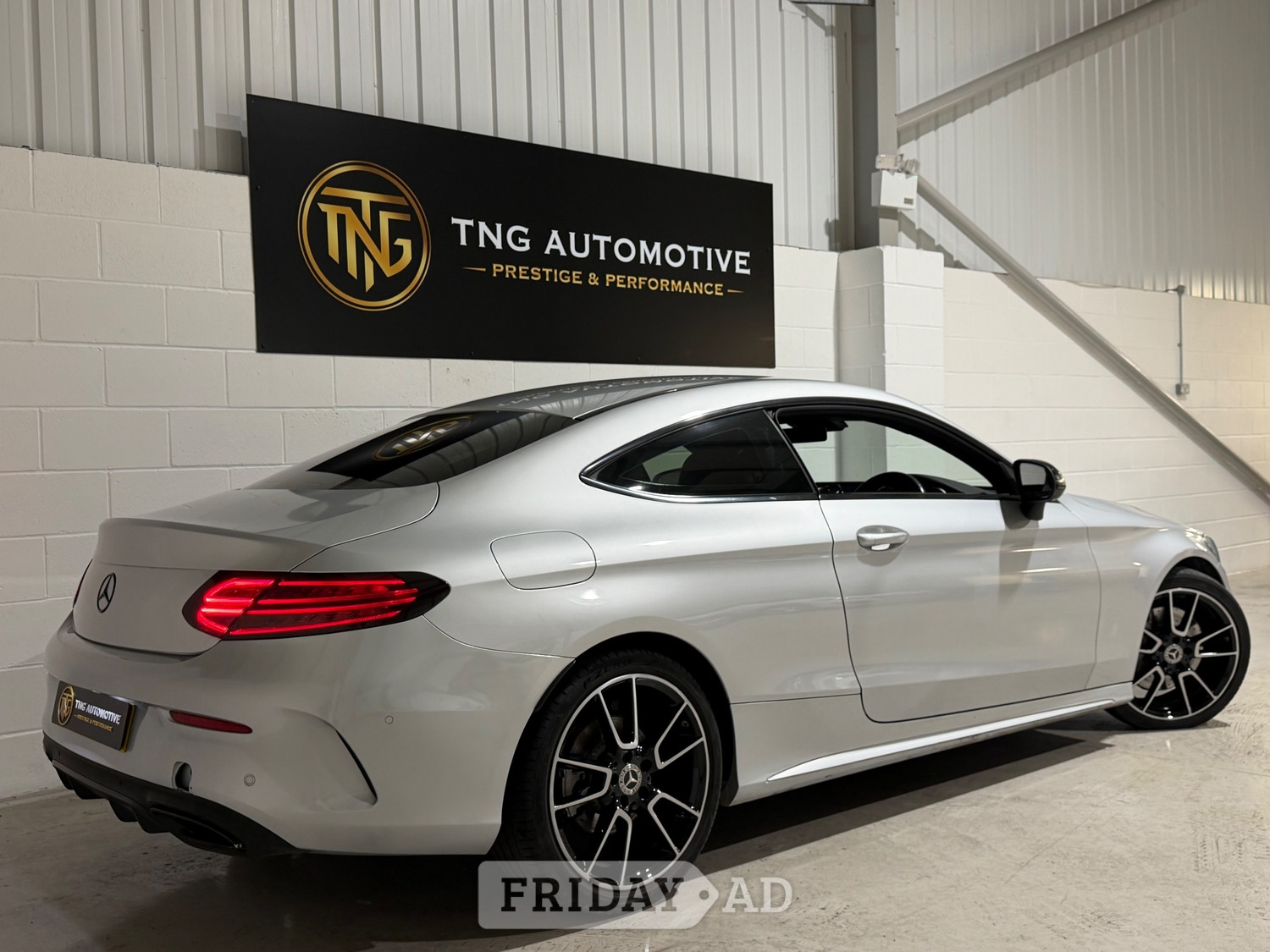 Mercedes-Benz C Class 2018 - Cars in Croydon