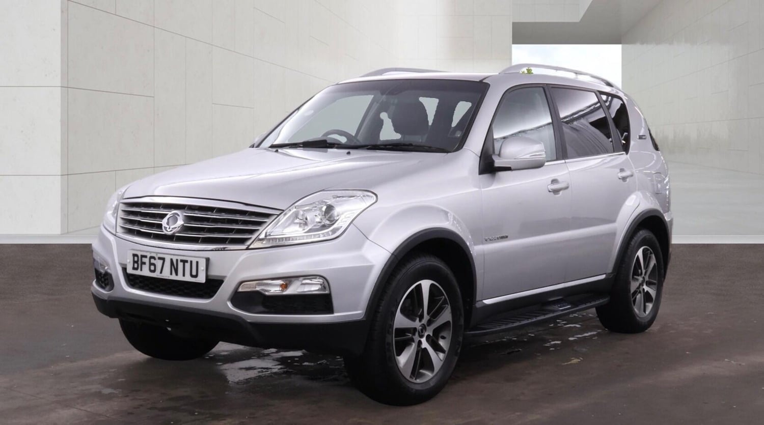 [ berth ]Ssangyong Rexton
