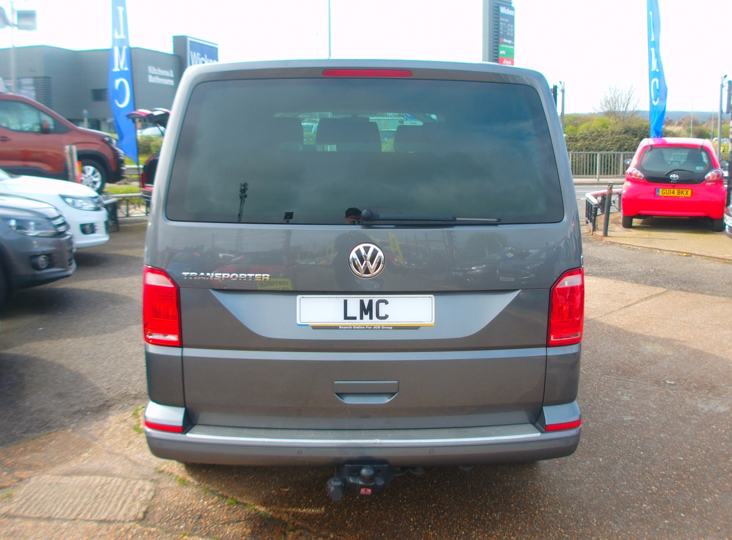 Volkswagen Transporter 2019 - Vans & Commercial Vehicles