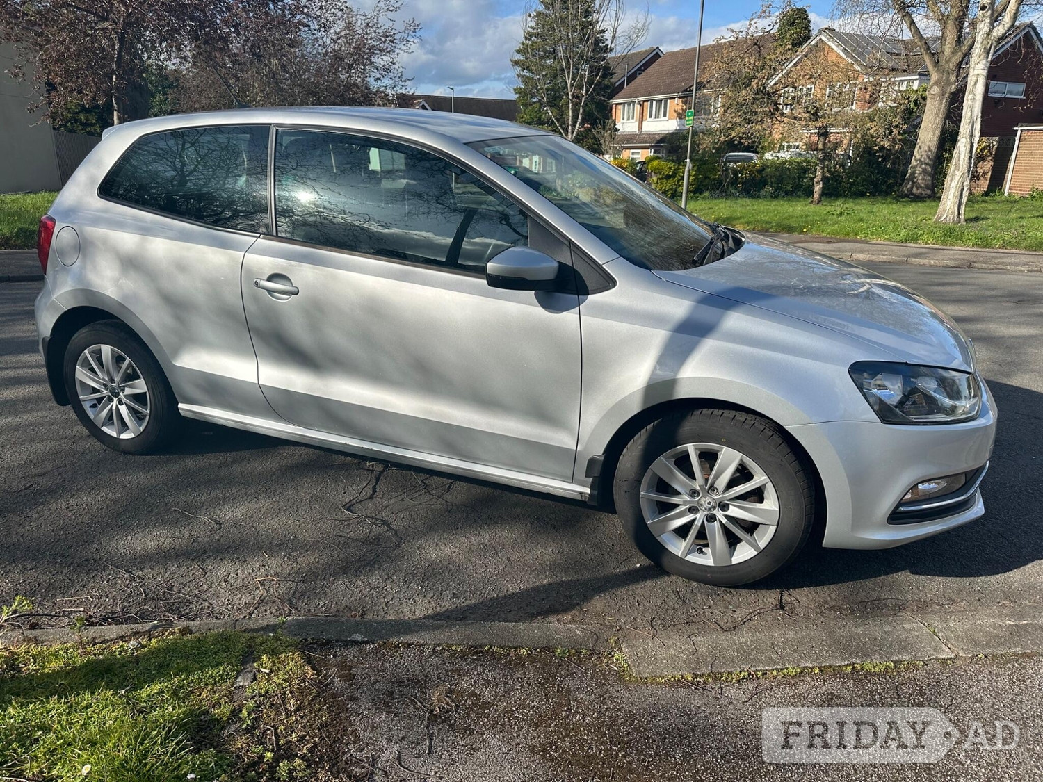 Volkswagen Polo 2015 - Cars in West Bromwich