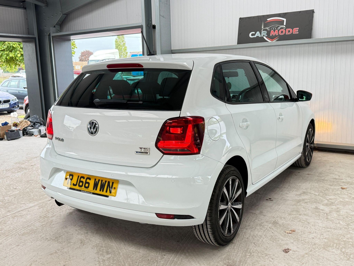 Volkswagen Polo 2016 - Cars