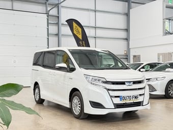 Toyota Noah 2021