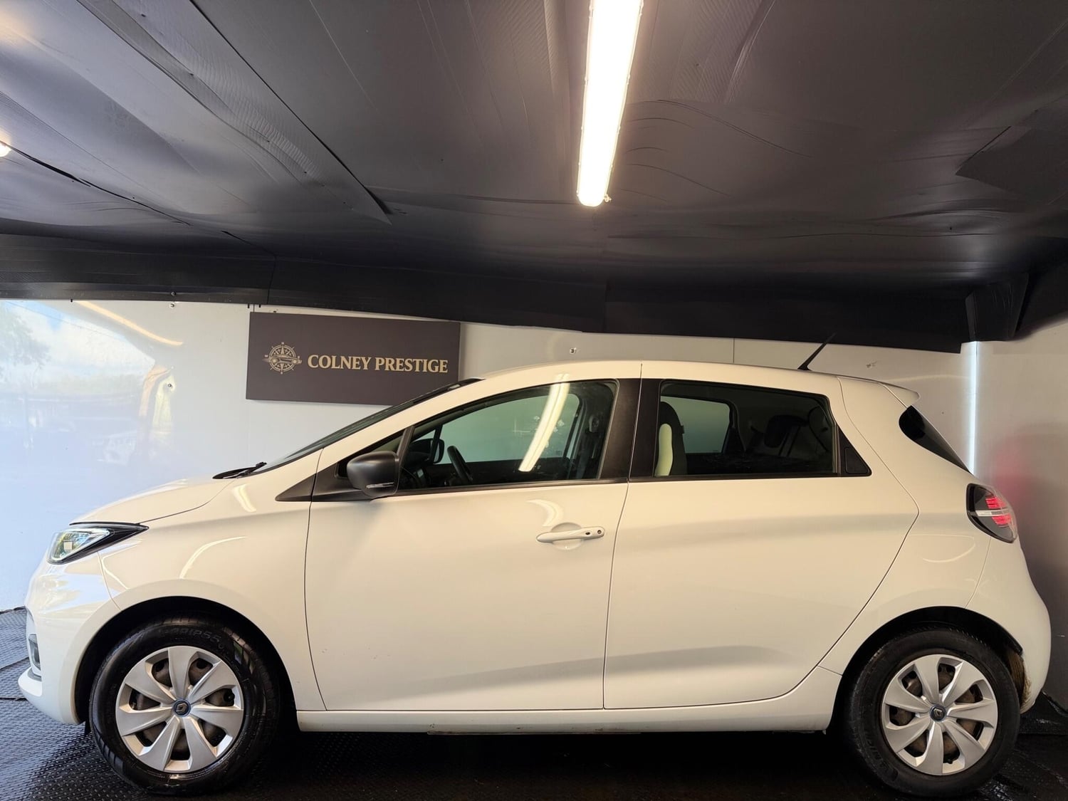 [ berth ]Renault Zoe