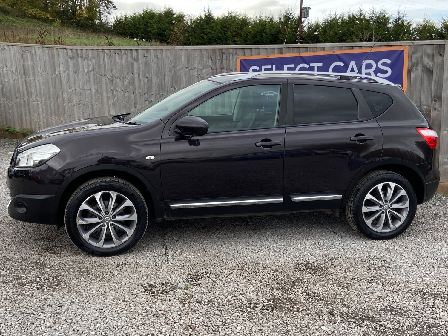 Nissan Qashqai 2013 - Cars