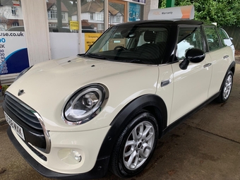 Mini Hatch 2018