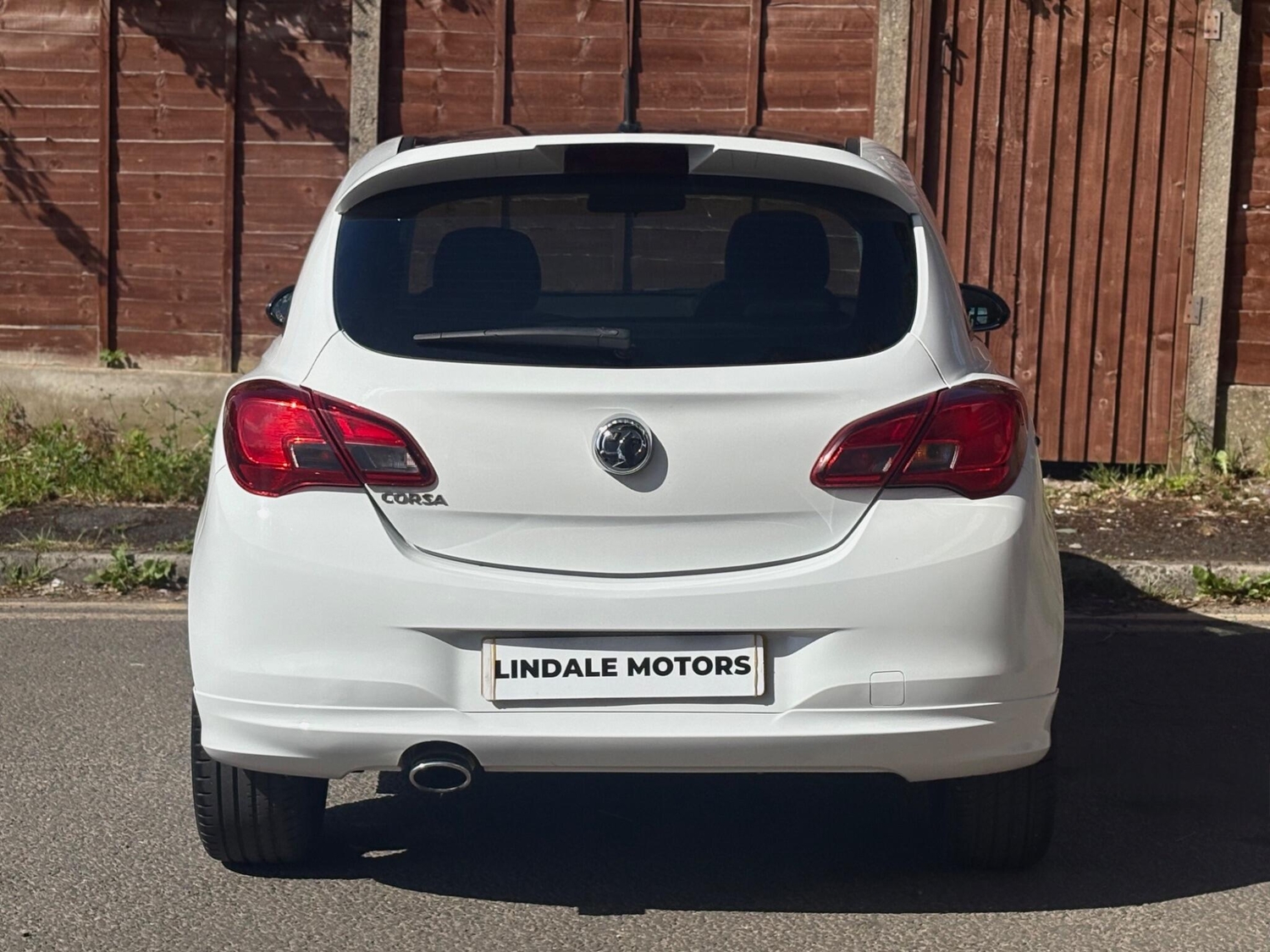 [ berth ]Vauxhall Corsa