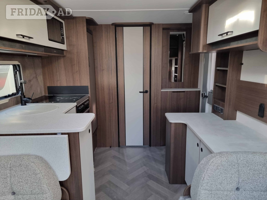 [2 berth ]Coachman Laser 480 Xtra