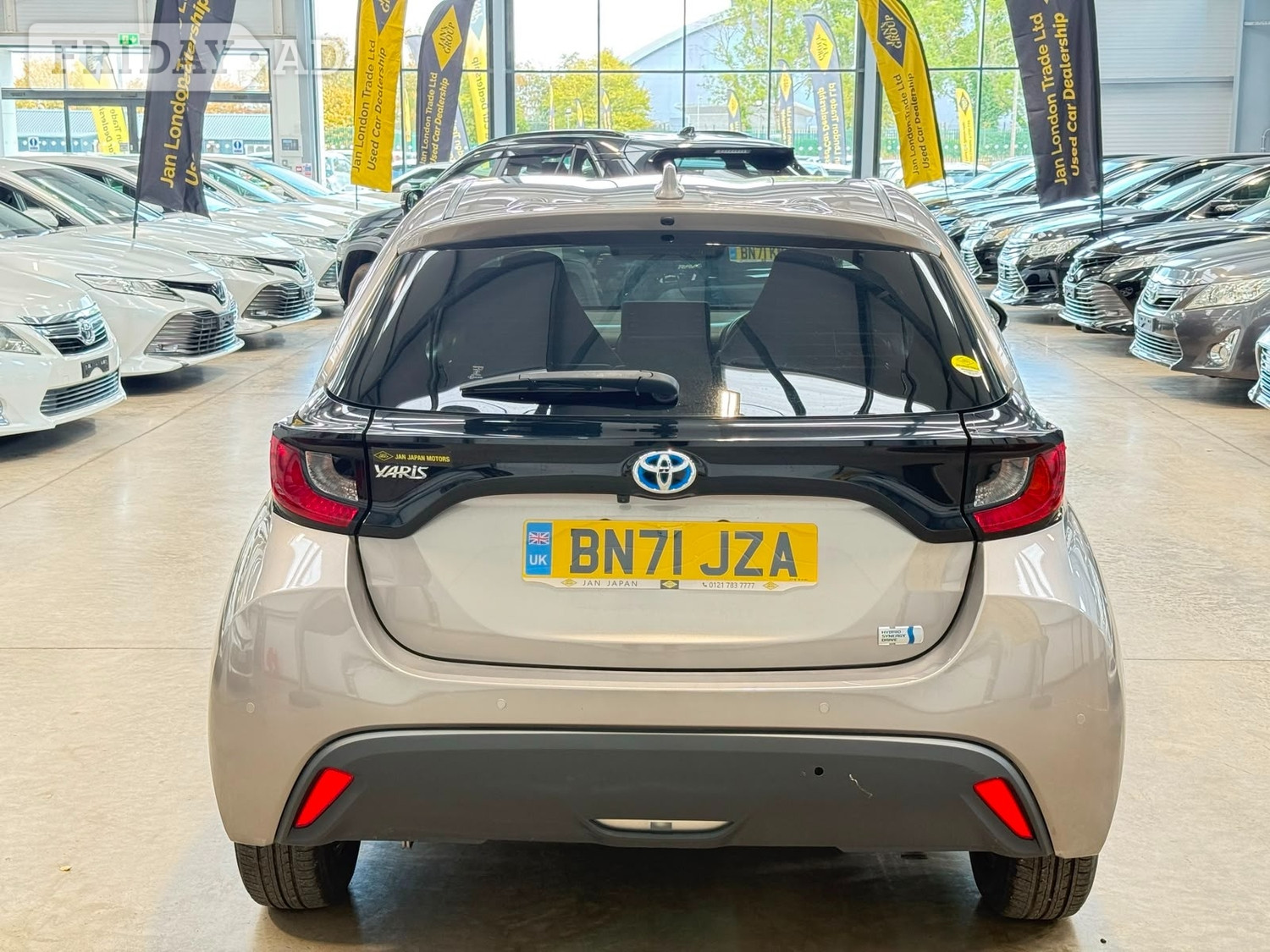 Toyota Yaris 2021 - Cars in Reading