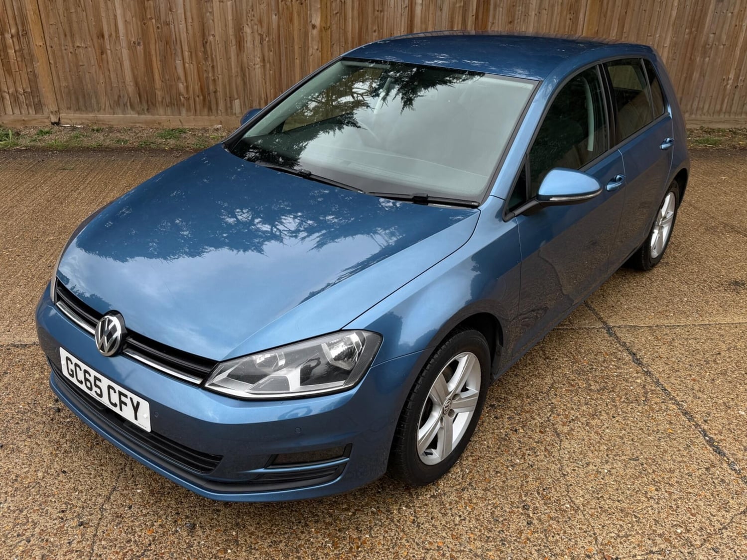 Volkswagen Golf 2016 - Cars in Tonbridge