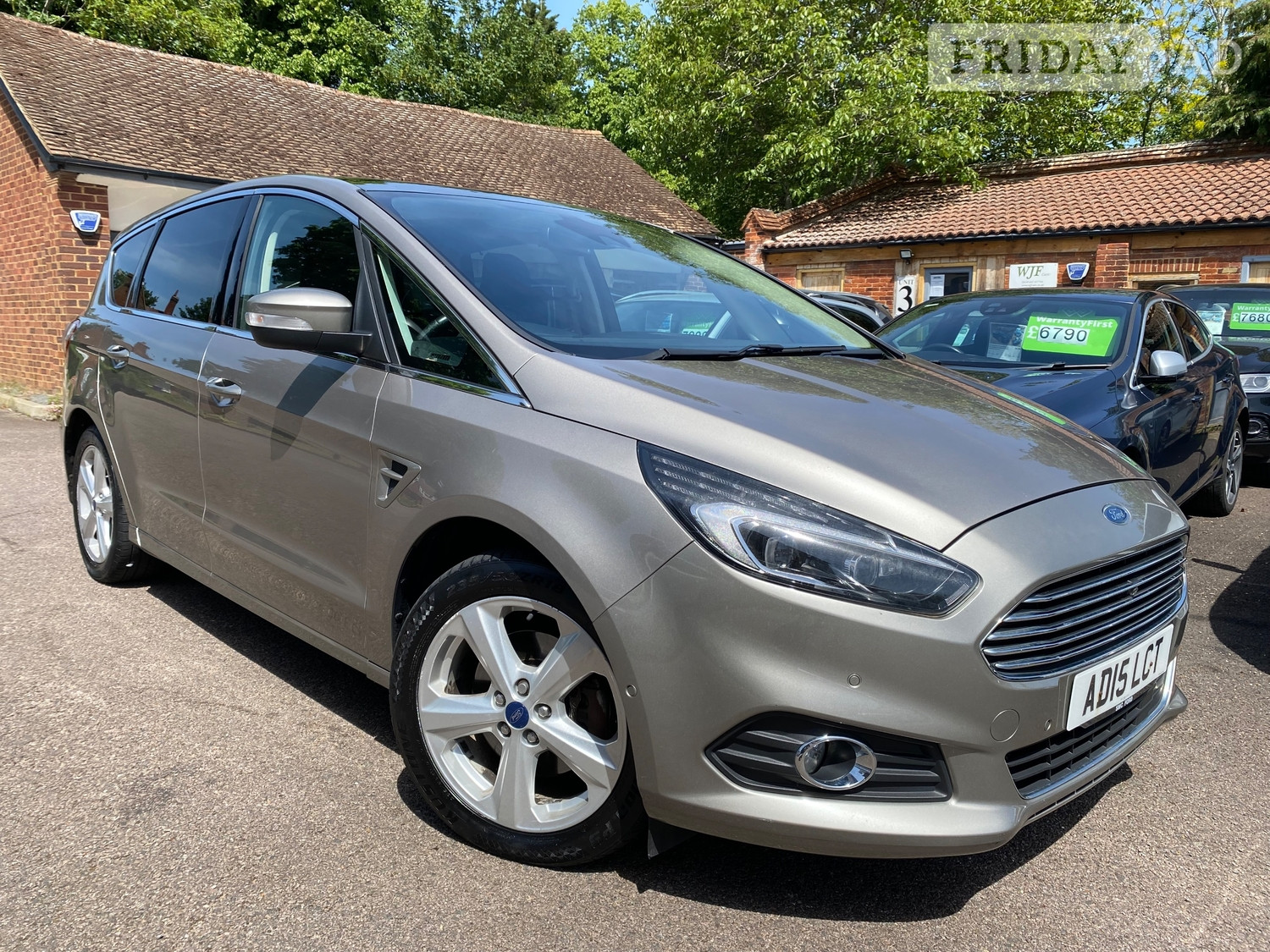 Ford S-Max 2015 in Hitchin