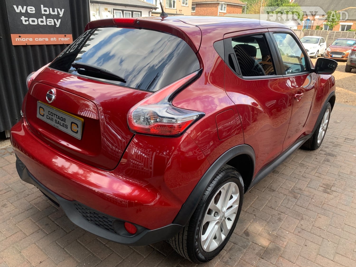 Nissan Juke 2017 - Cars in Hayes