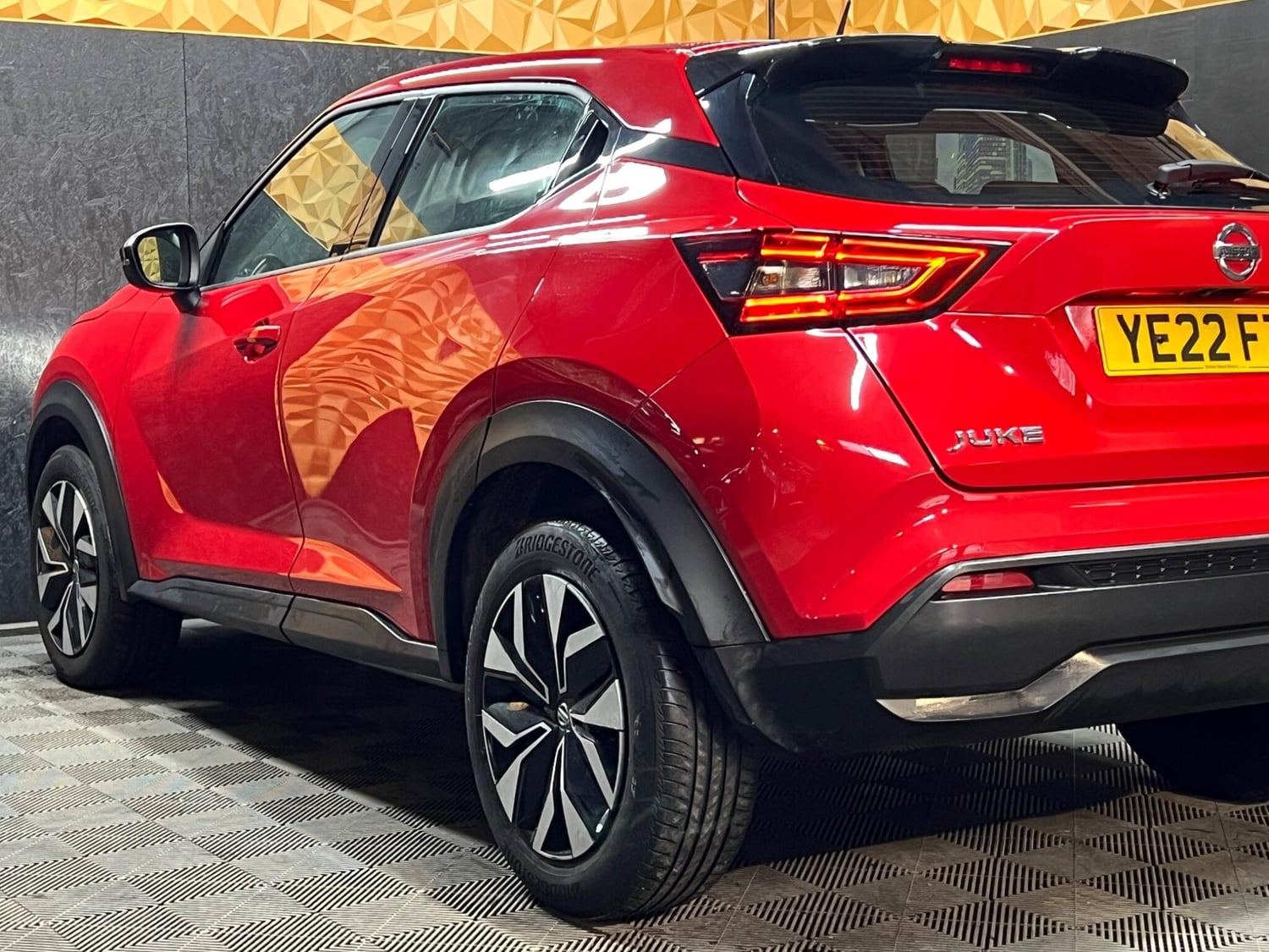 Nissan Juke 2022 - Cars in Halifax