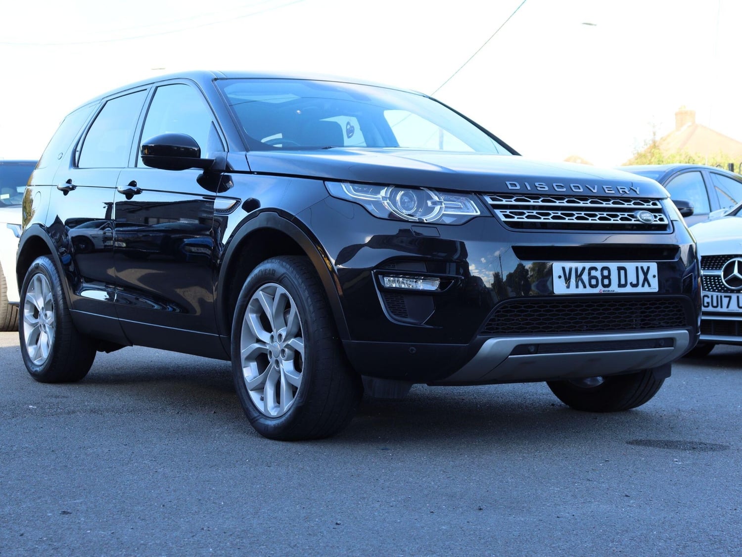 [ berth ]Land Rover Discovery Sport