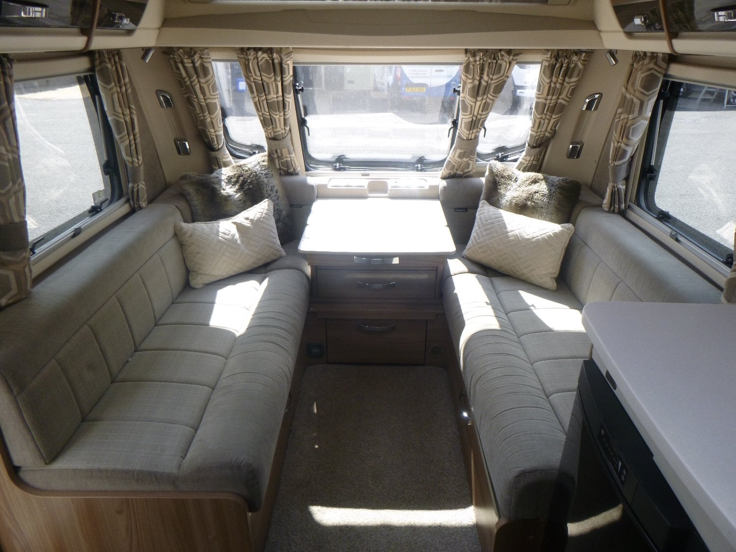 Swift Elegance 580 2018 - Motorhomes & Caravans