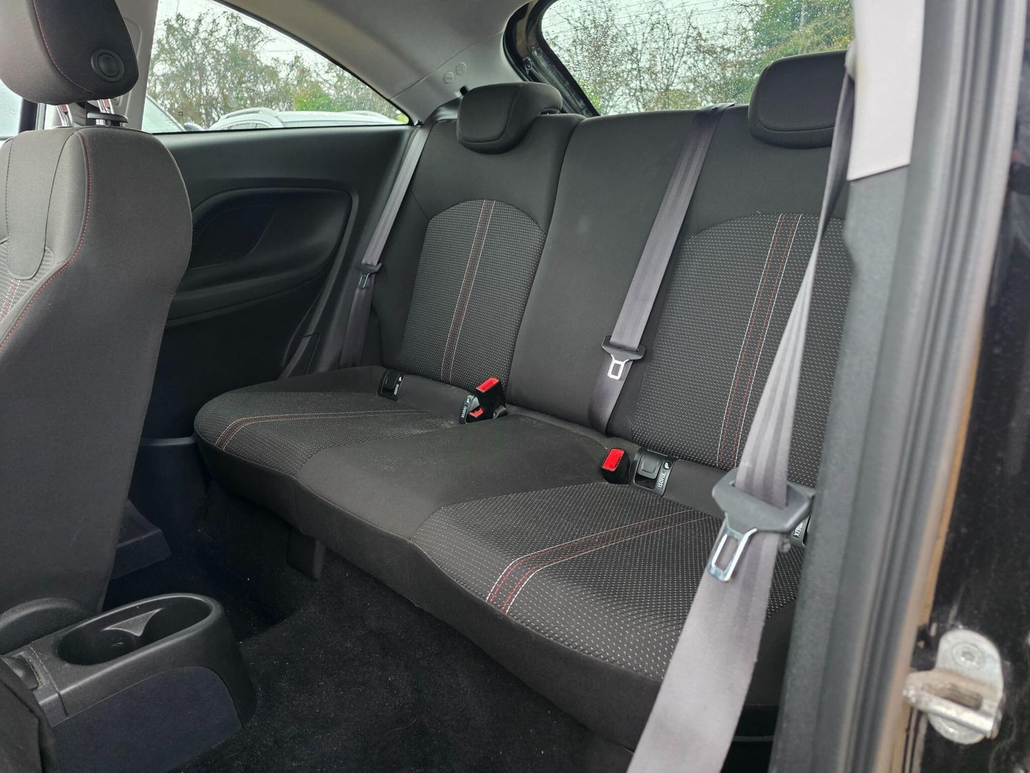 Vauxhall Corsa 2018 - Cars in Shefford