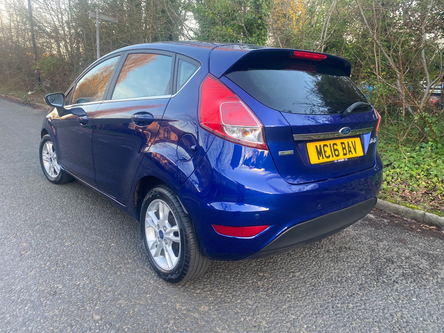 Ford Fiesta 2016 - Cars