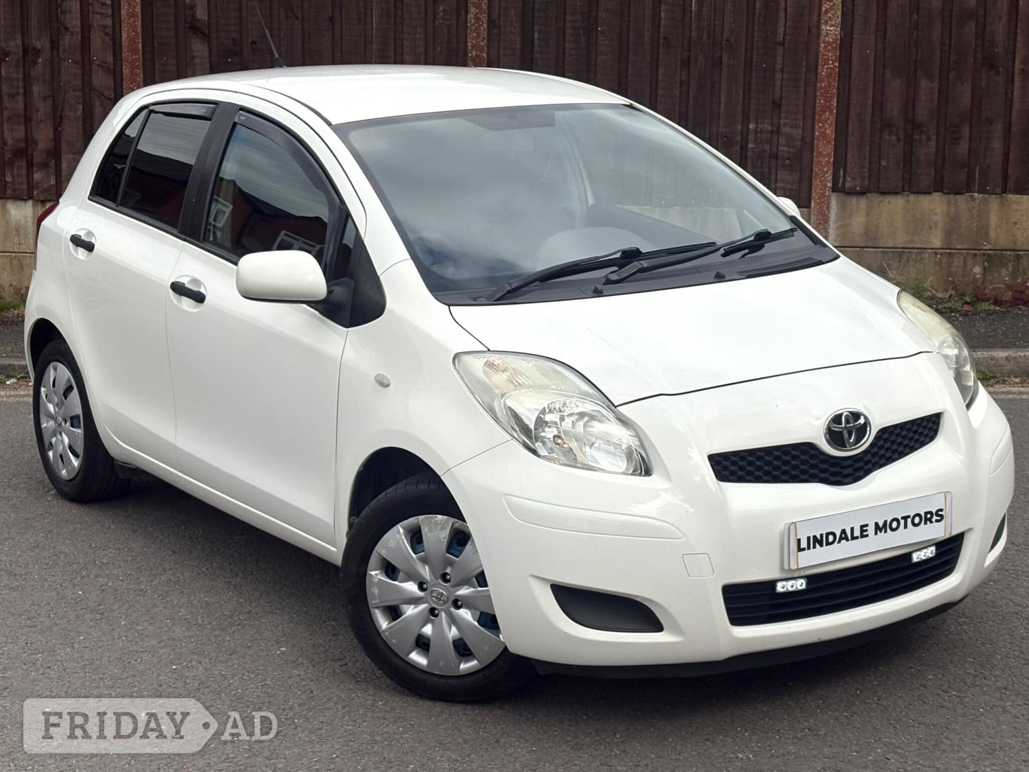 Toyota Yaris 2009 in Oldham