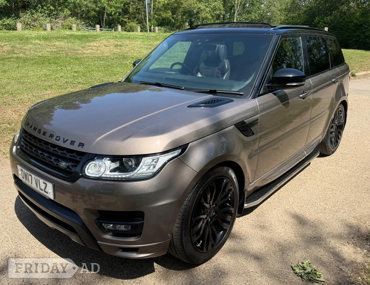 [ berth ]Land Rover Range Rover Sport
