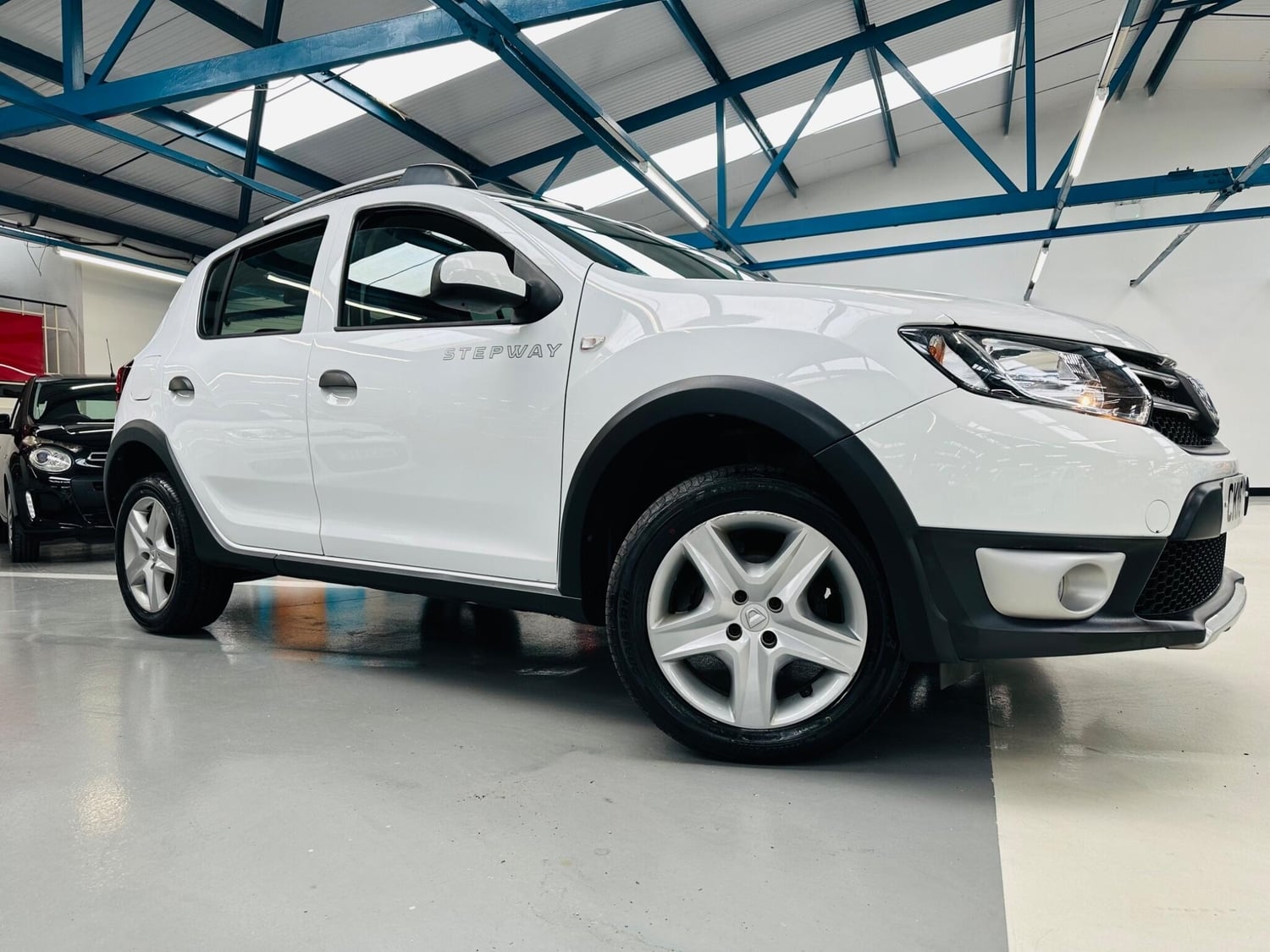 [ berth ]Dacia Sandero Stepway