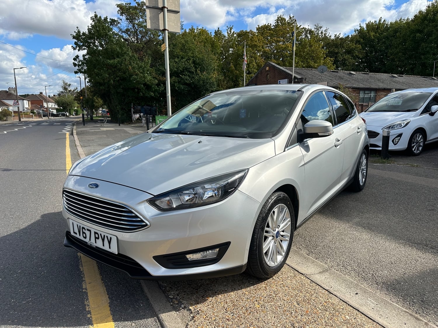 [ berth ]Ford Focus