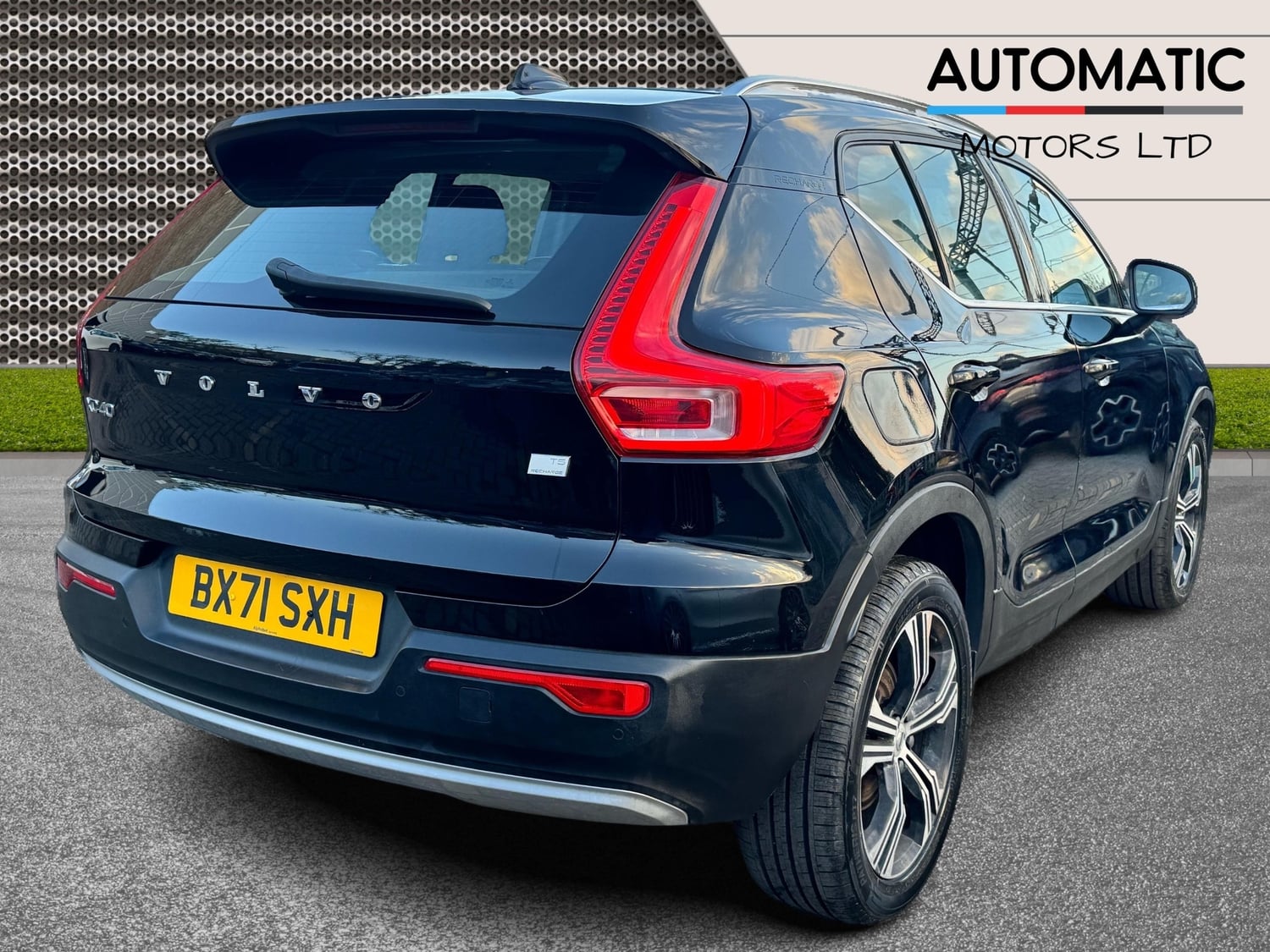 Volvo XC40 2021 - Cars
