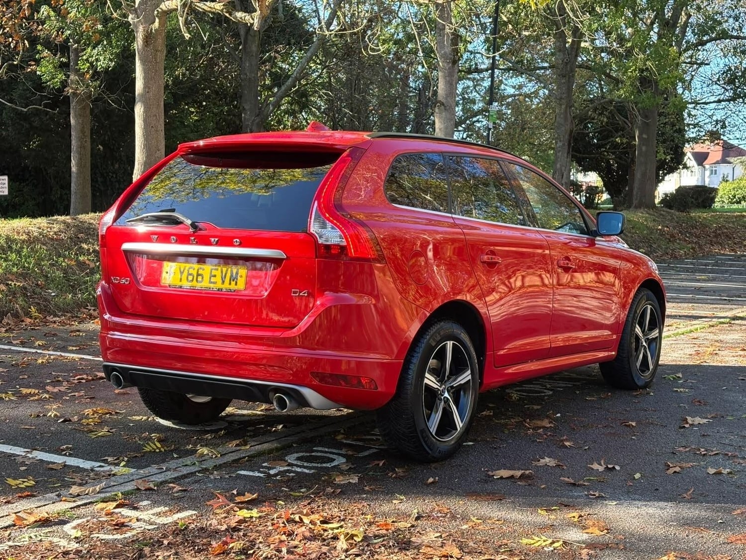 [ berth ]Volvo XC60