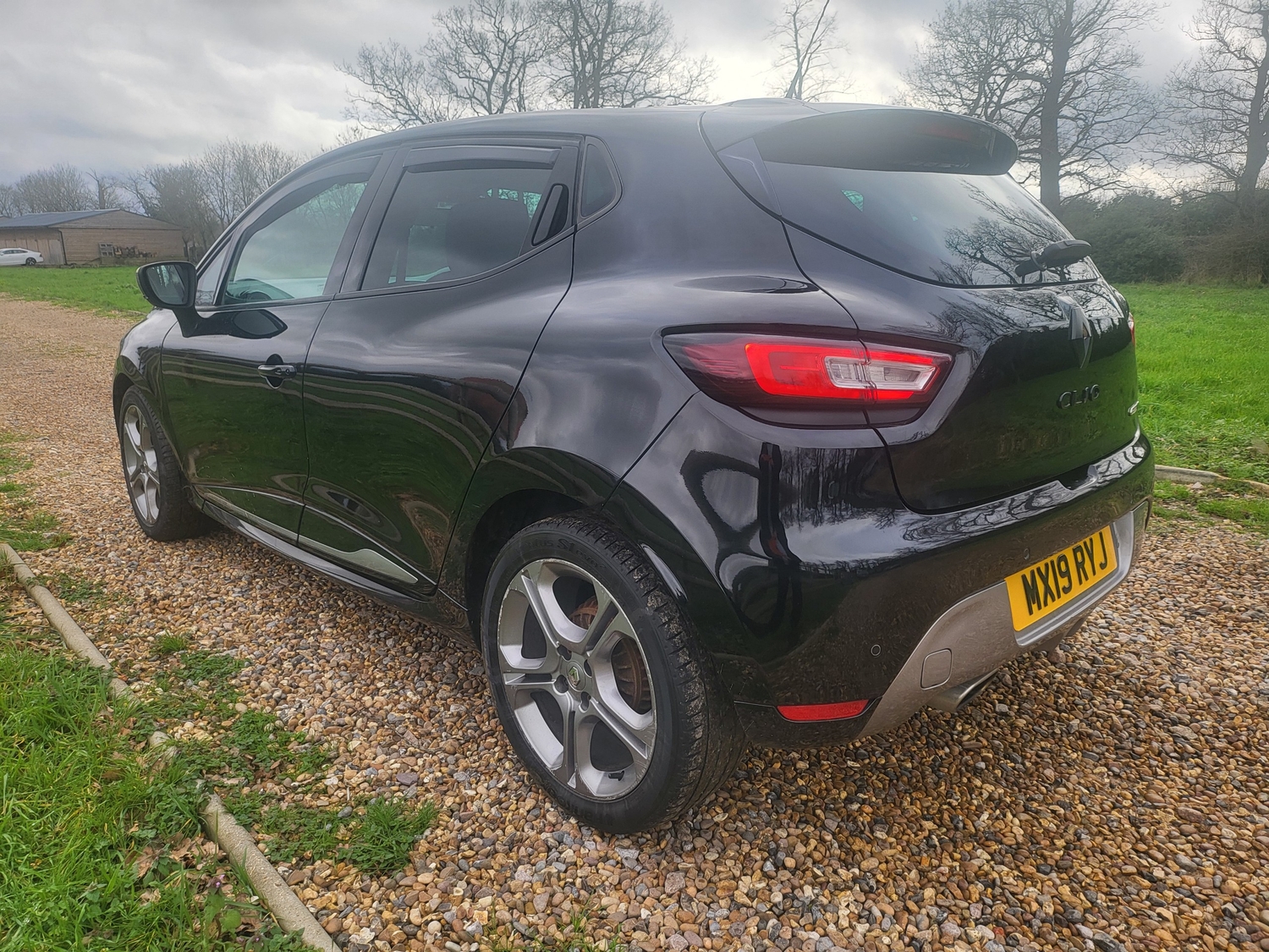 [ berth ]Renault Clio
