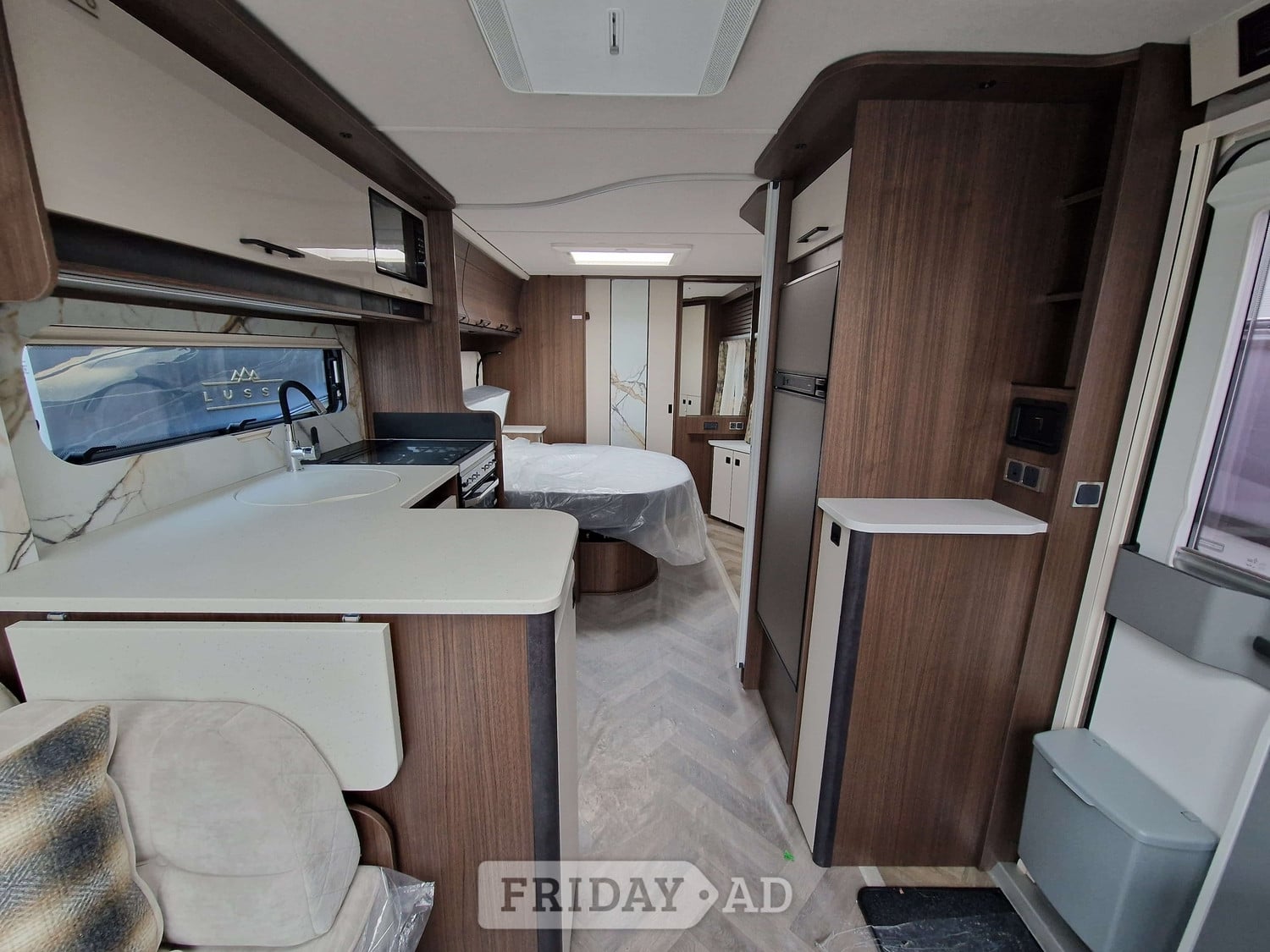 [4 berth ]Coachman Lusso II