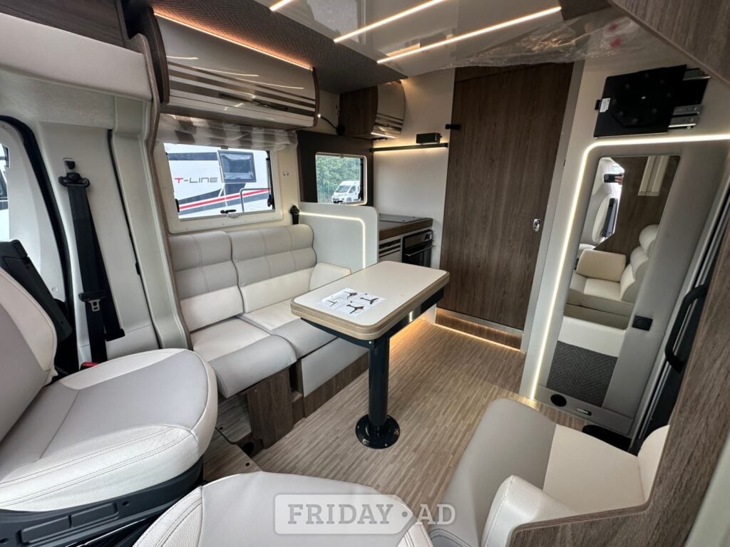 [4 berth ]Roller Team 740 T-Line