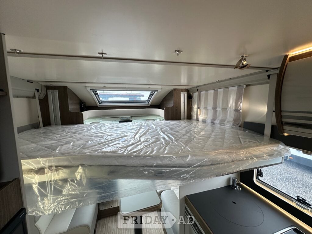 Roller Team 740 T-Line 2026 for sale - Motorhomes & Caravans in Llanelli