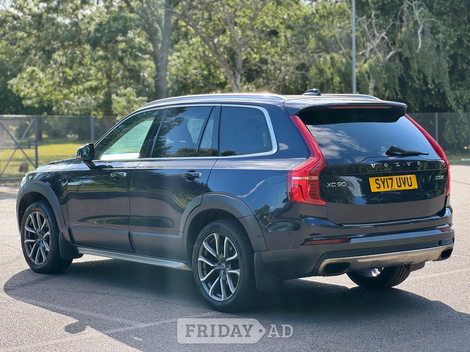 Volvo XC90 2016 - Cars in Romford
