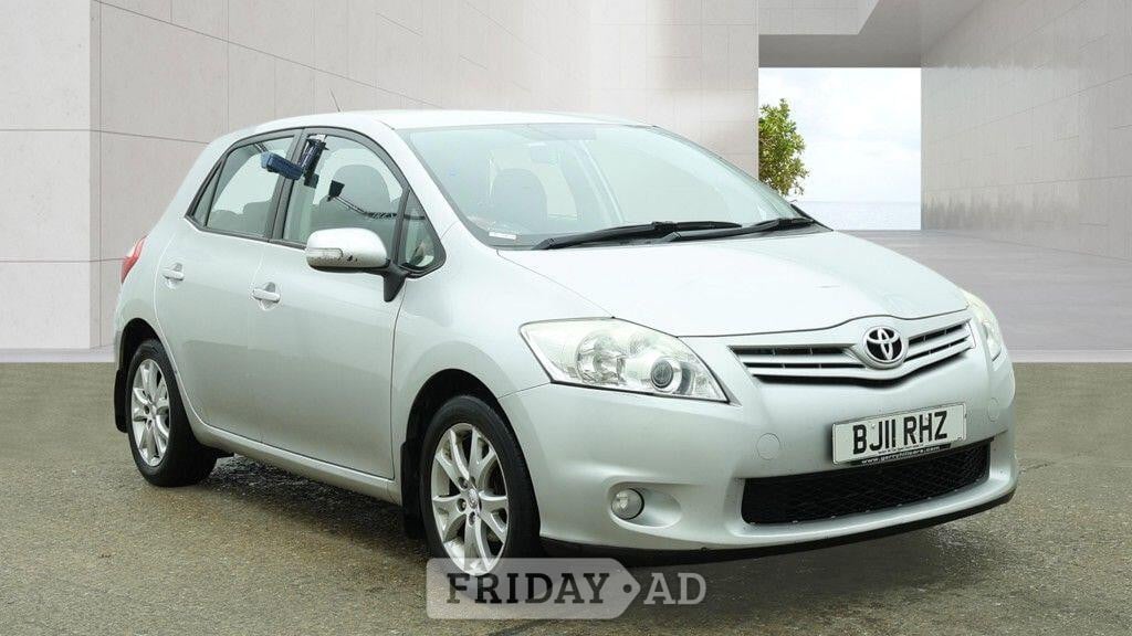 Toyota Auris 2011 in Windsor