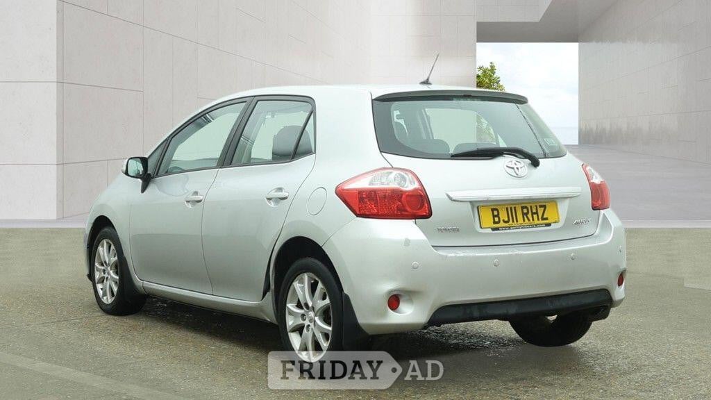 [ berth ]Toyota Auris