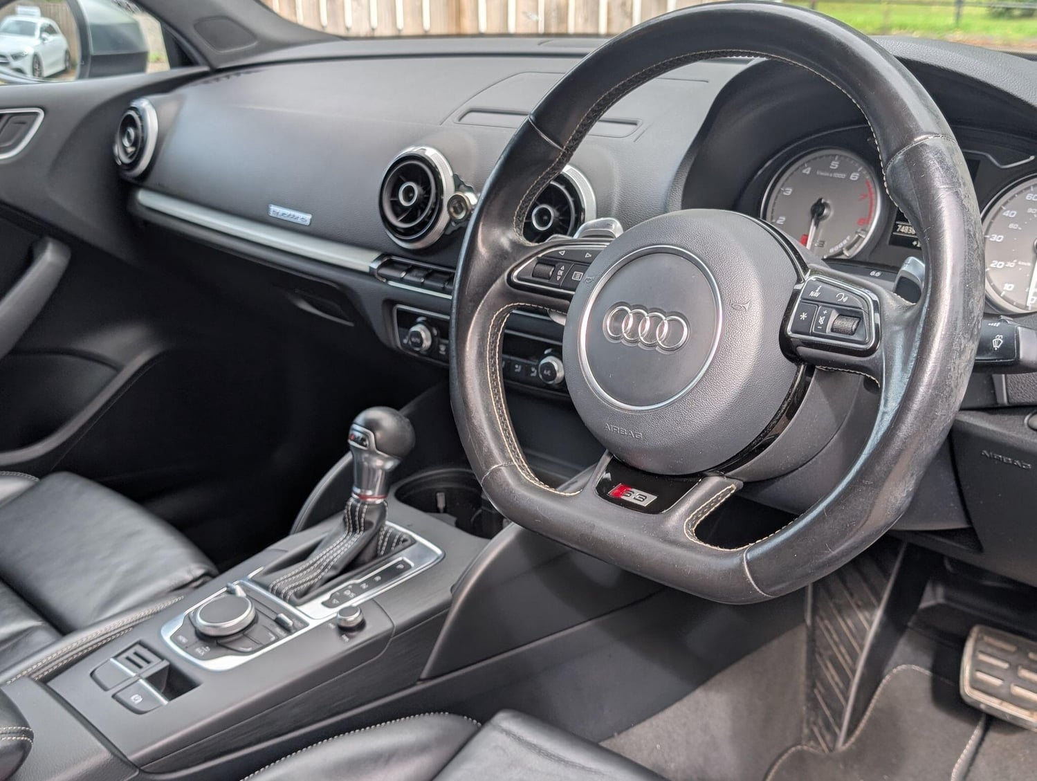 [ berth ]Audi S3