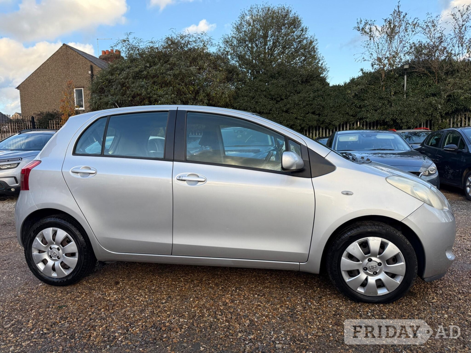 [ berth ]Toyota Yaris