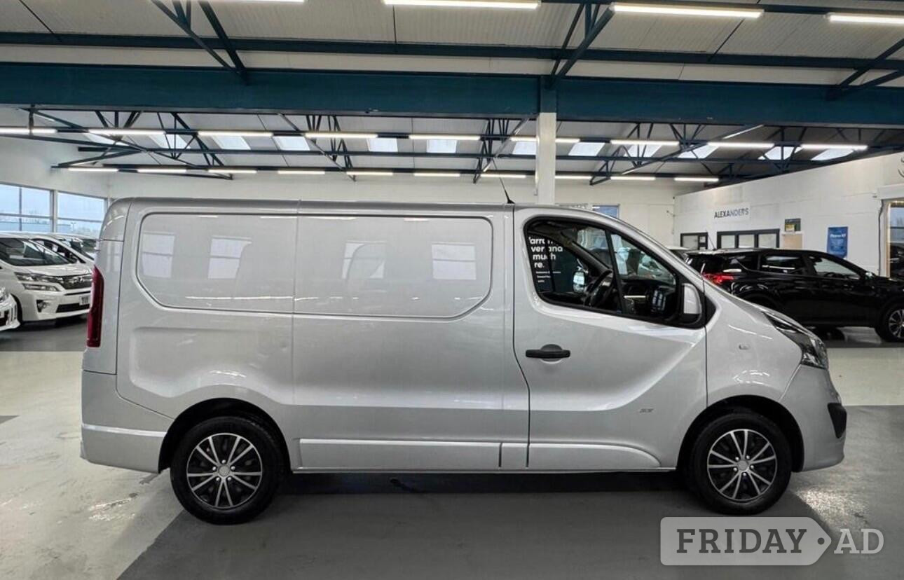 Vauxhall Vivaro 2018 - Vans & Commercial Vehicles in Bolton