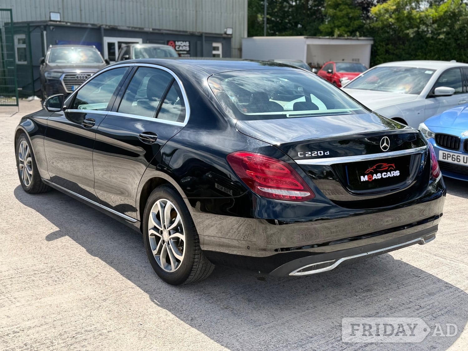 [ berth ]Mercedes-Benz C Class