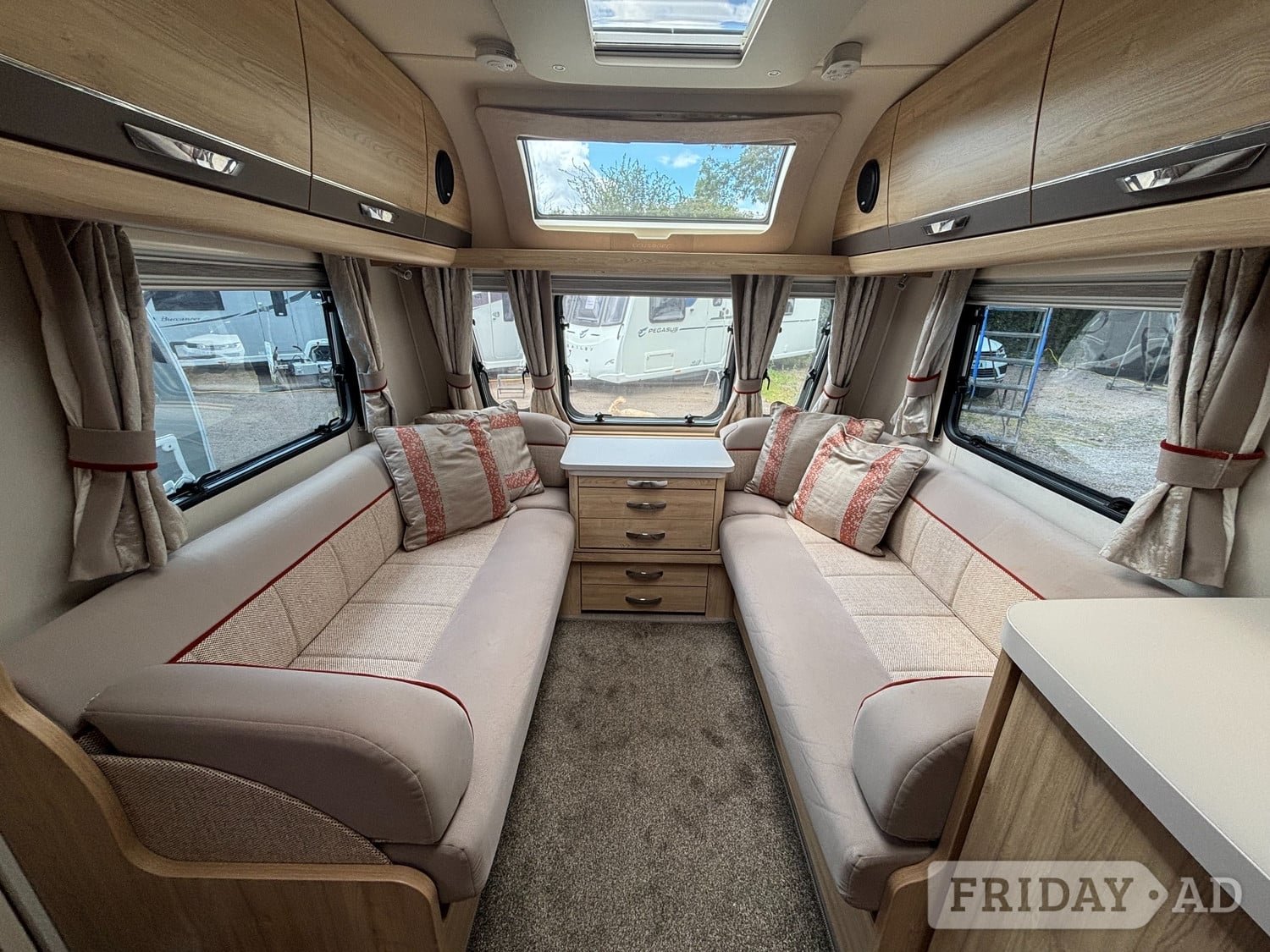 [ berth ]Elddis Crusader